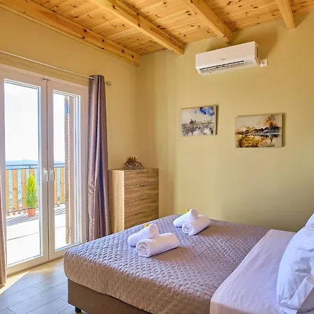 Christine's Seaview By Corfuescapes Lägenhet *