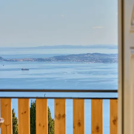 Apartment Christine's Seaview By Corfuescapes Spartylas