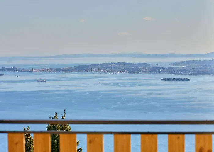 Christine's Seaview By Corfuescapes *