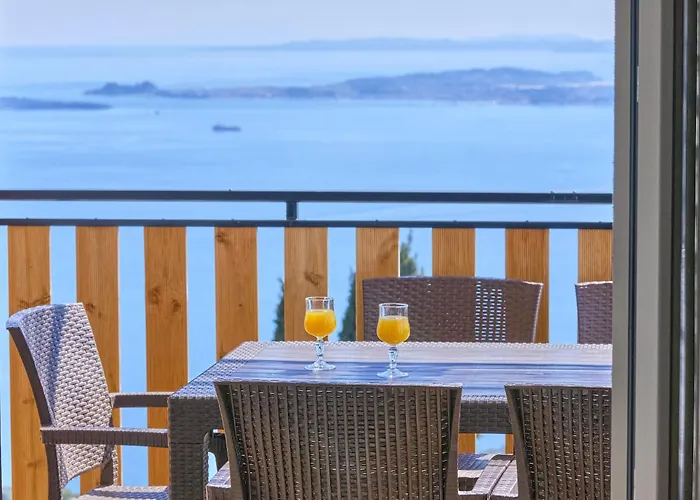 Christine's Seaview By Corfuescapes Apartamento